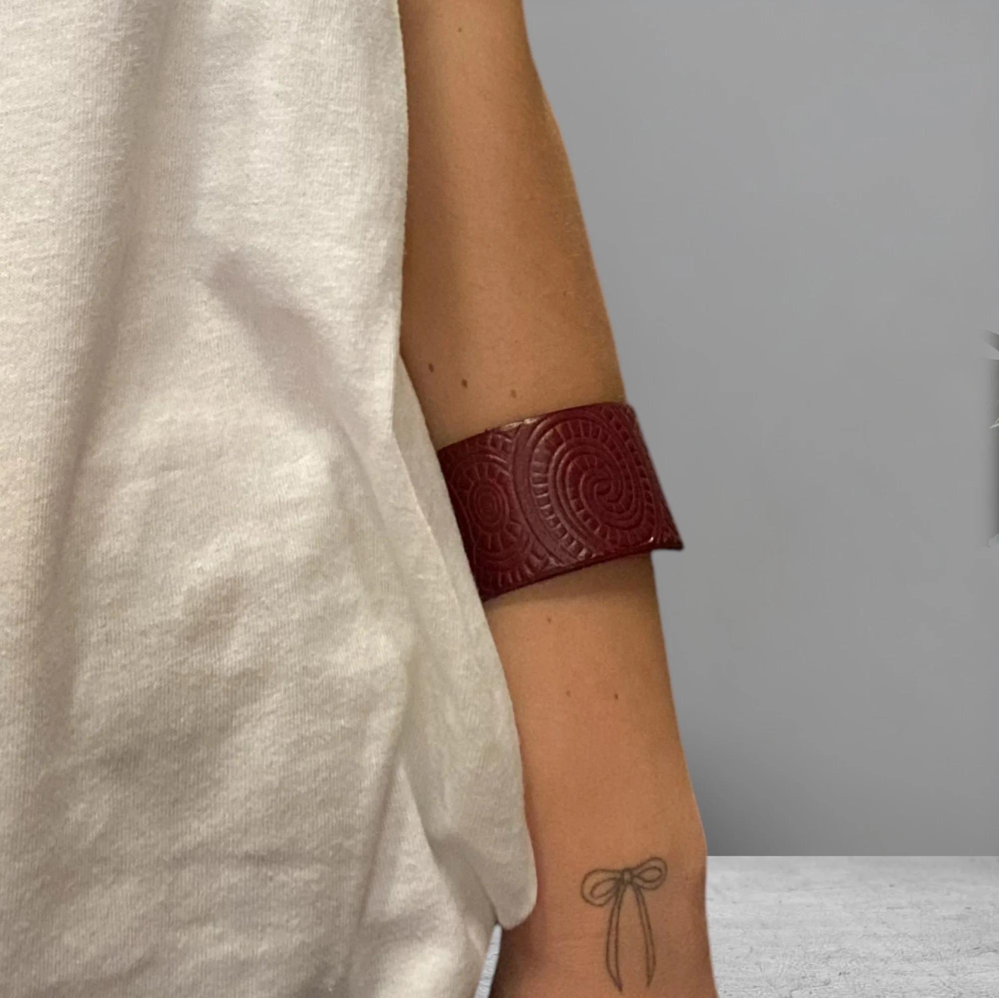 Kiriawa Leather Wristband Size M/L - Image 8