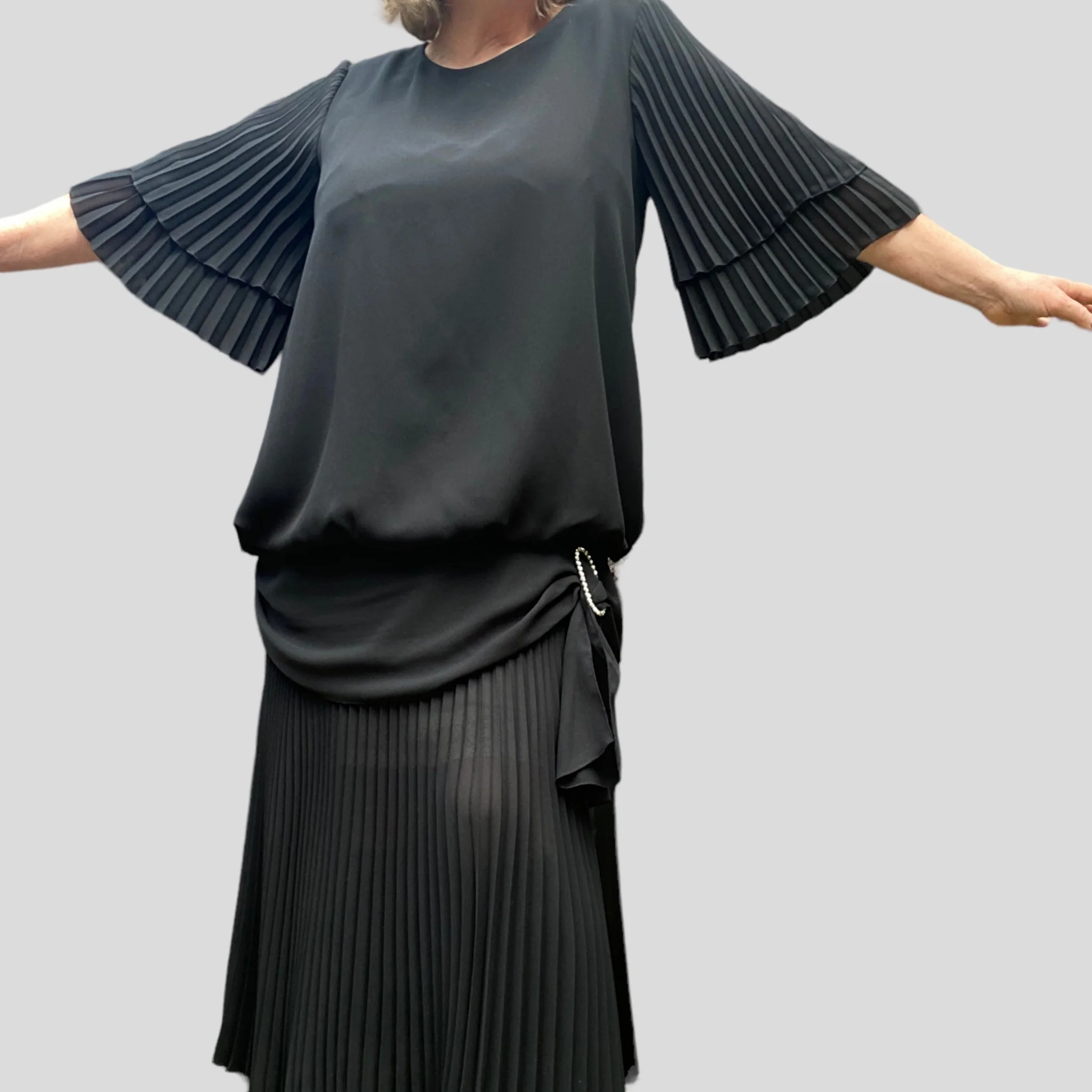 Chagall Black Dress Size 16-18 - Image 4