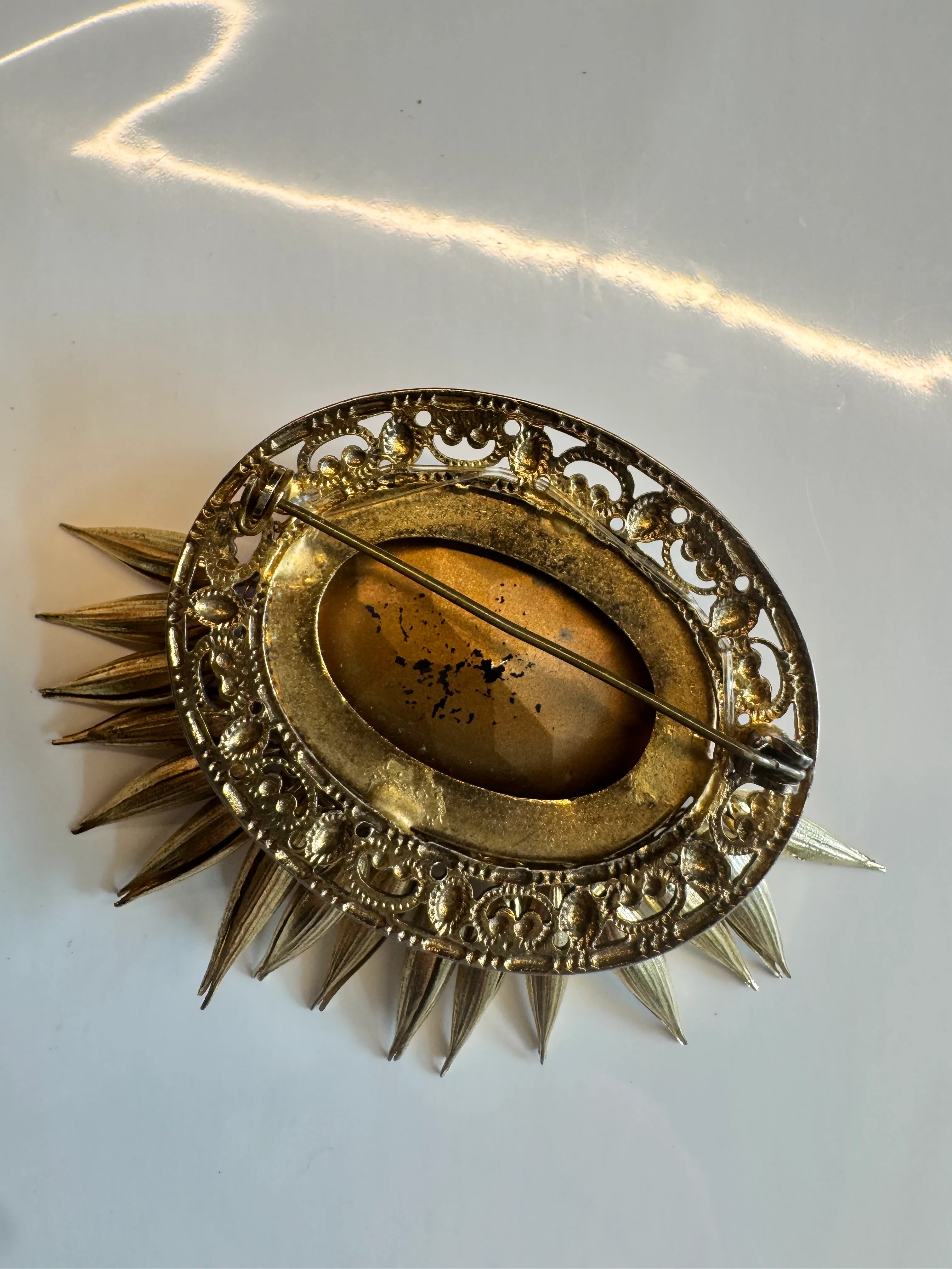 Cleopatra Large brooch - Image 4
