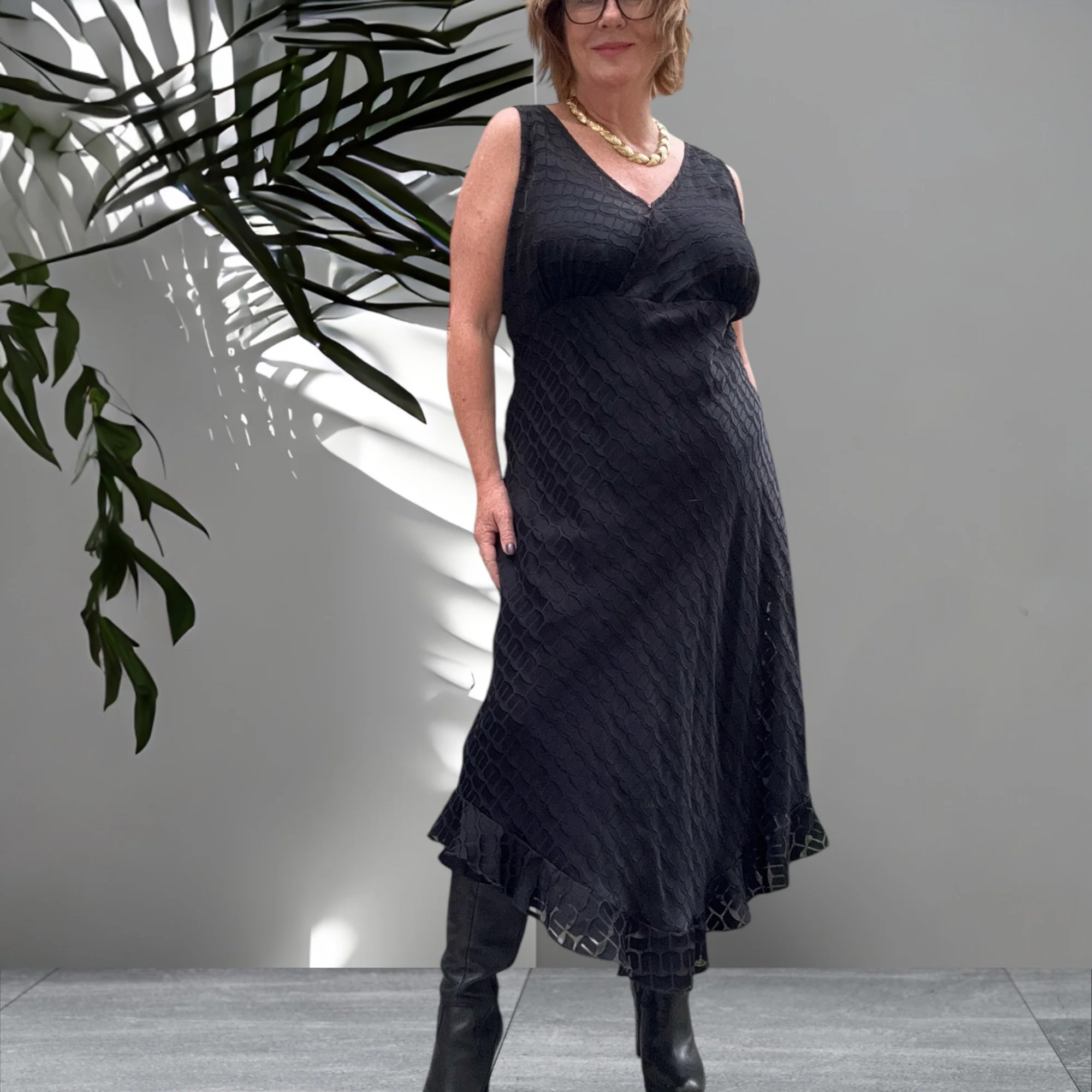 TCD Dress Size 16 - Image 4