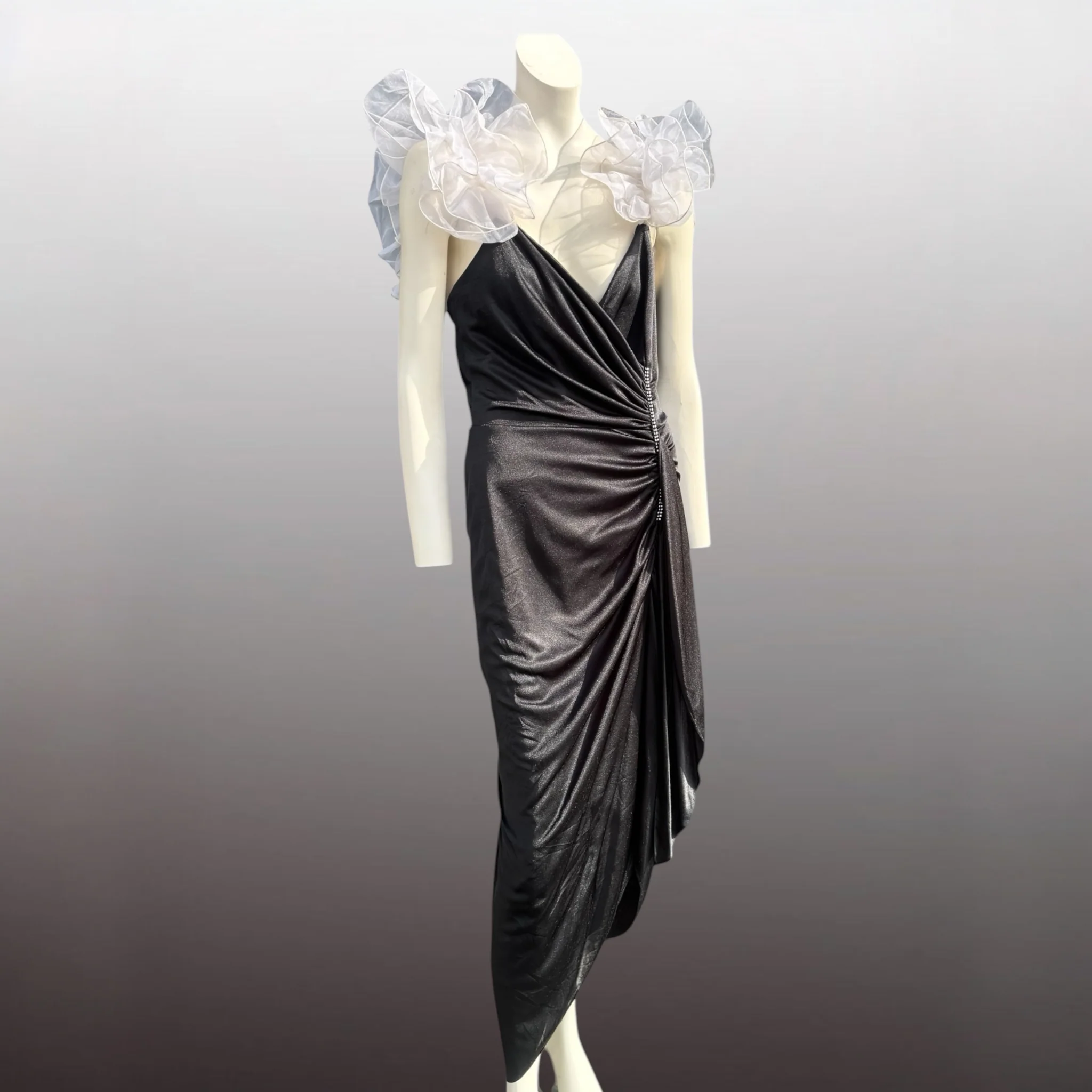 Sabrina Gown Size 12 - Image 4