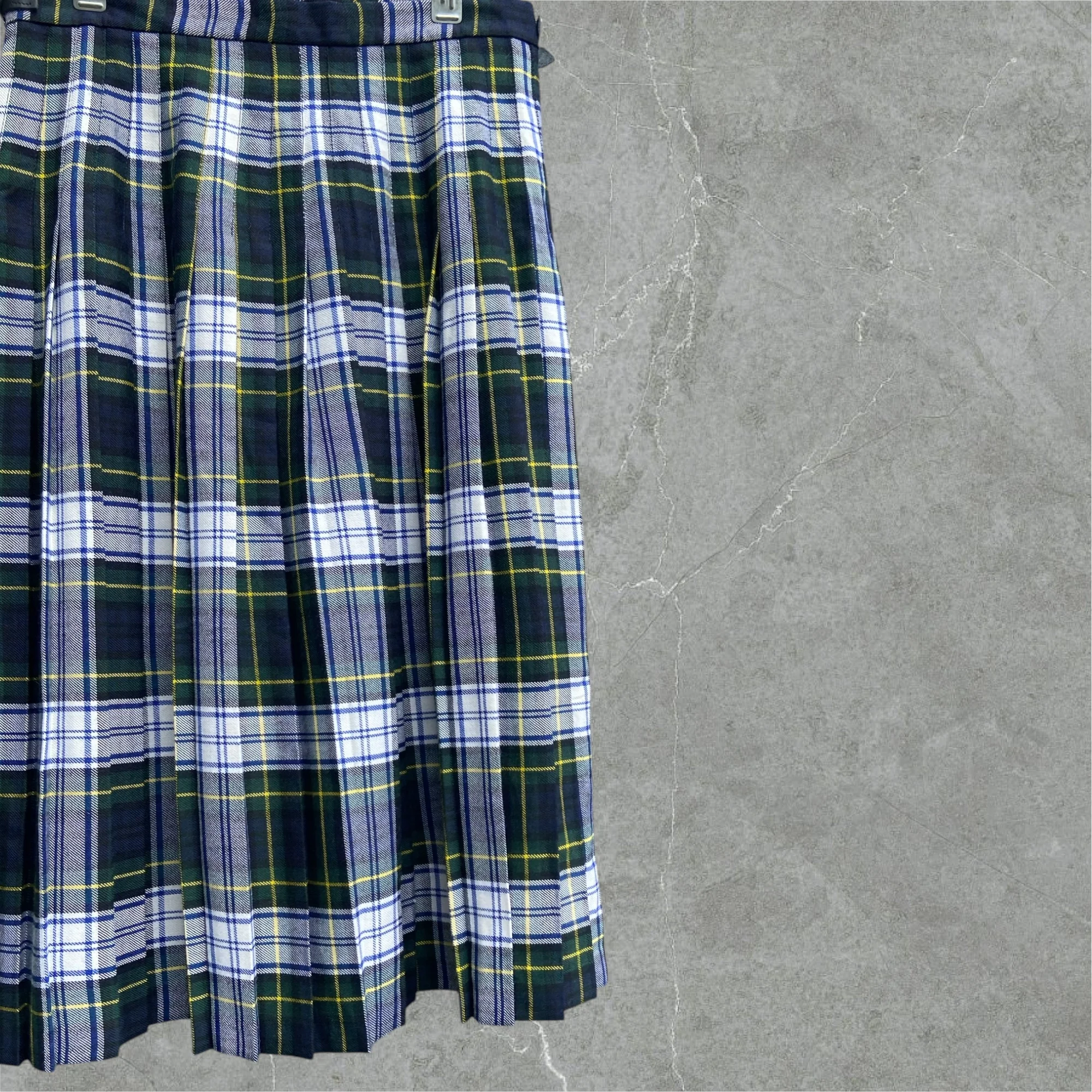 Millie Tartan Skirt Size 10 -12 - Image 10
