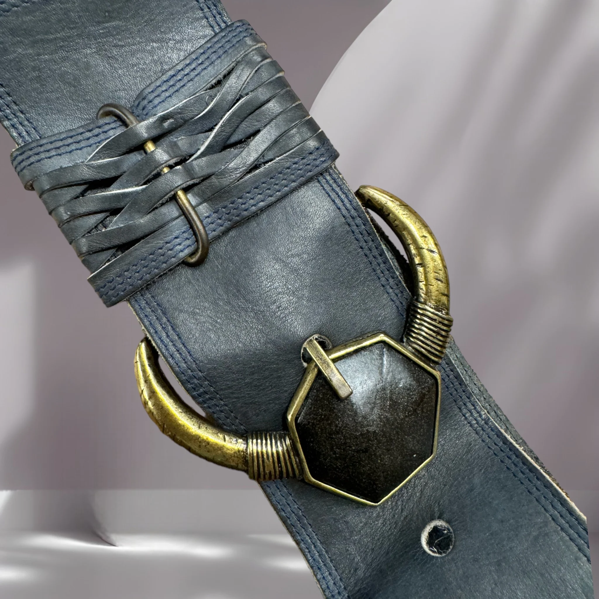 Bonnie 80’s Belt Size m - Image 3