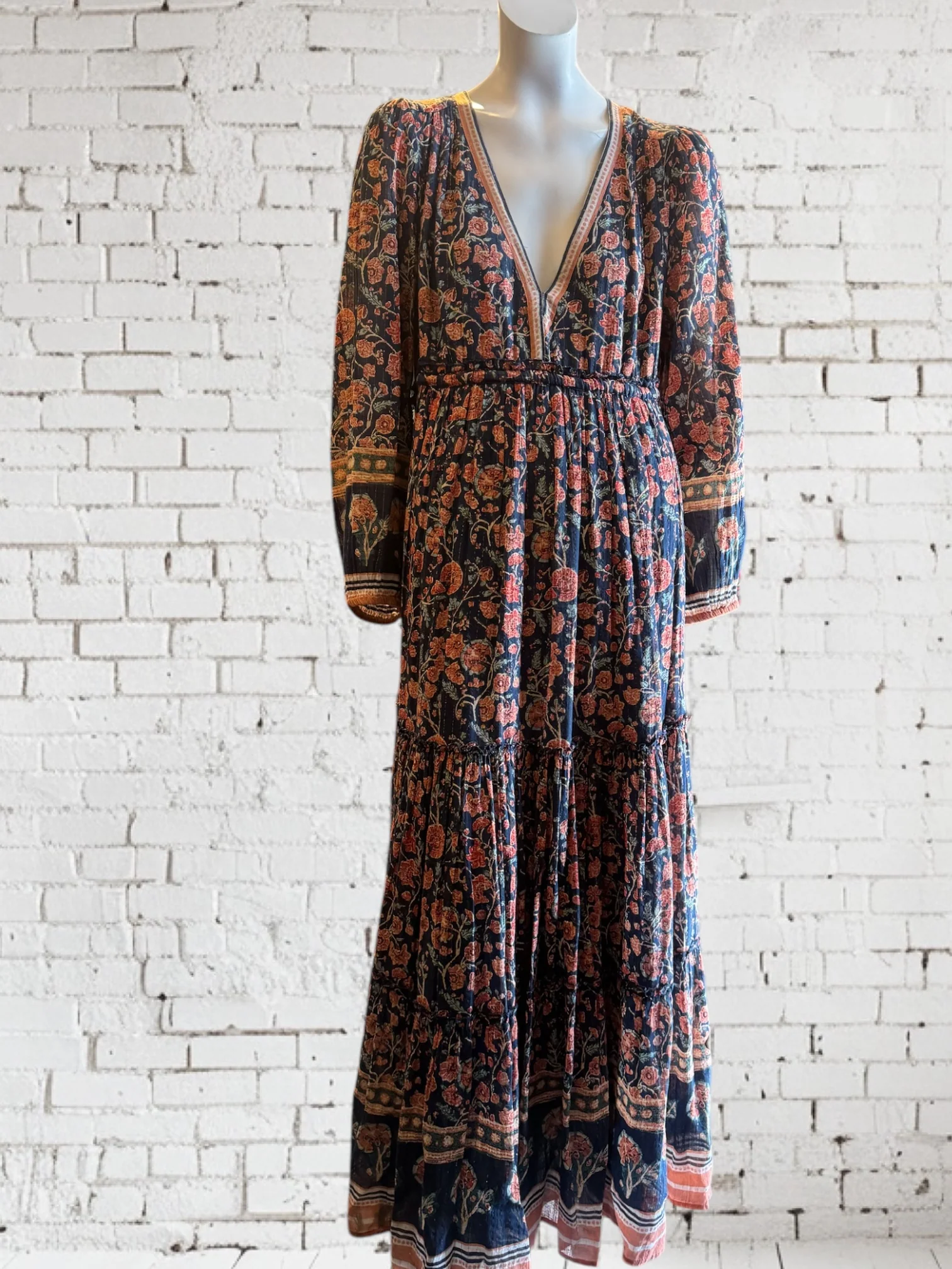 M.A.B.E Dress Size M - Image 4