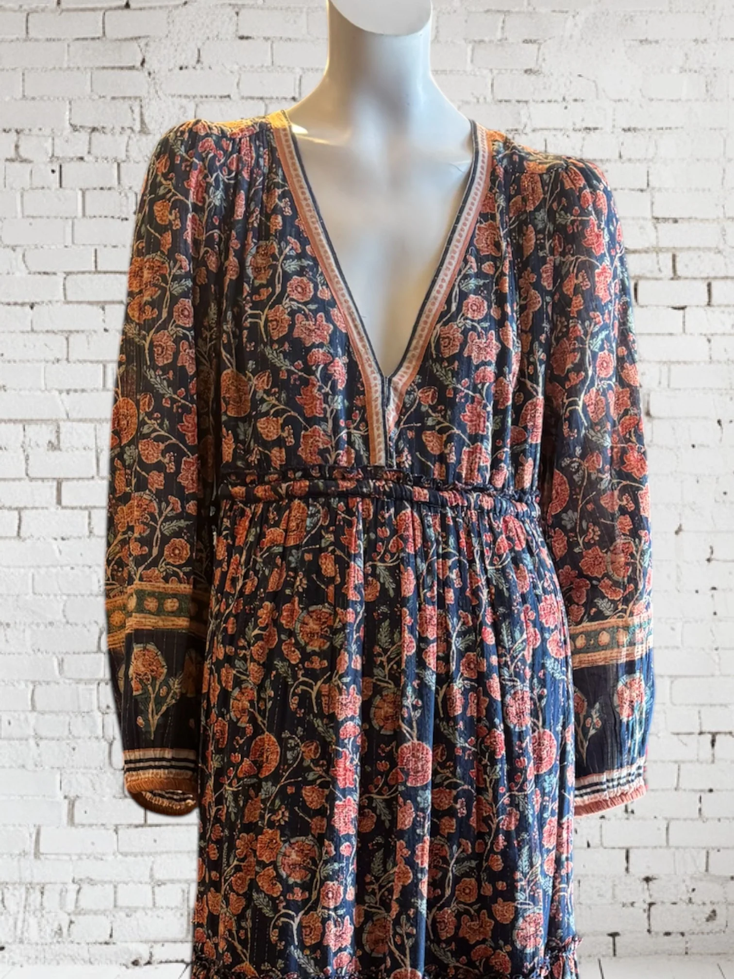 M.A.B.E Dress Size M - Image 7