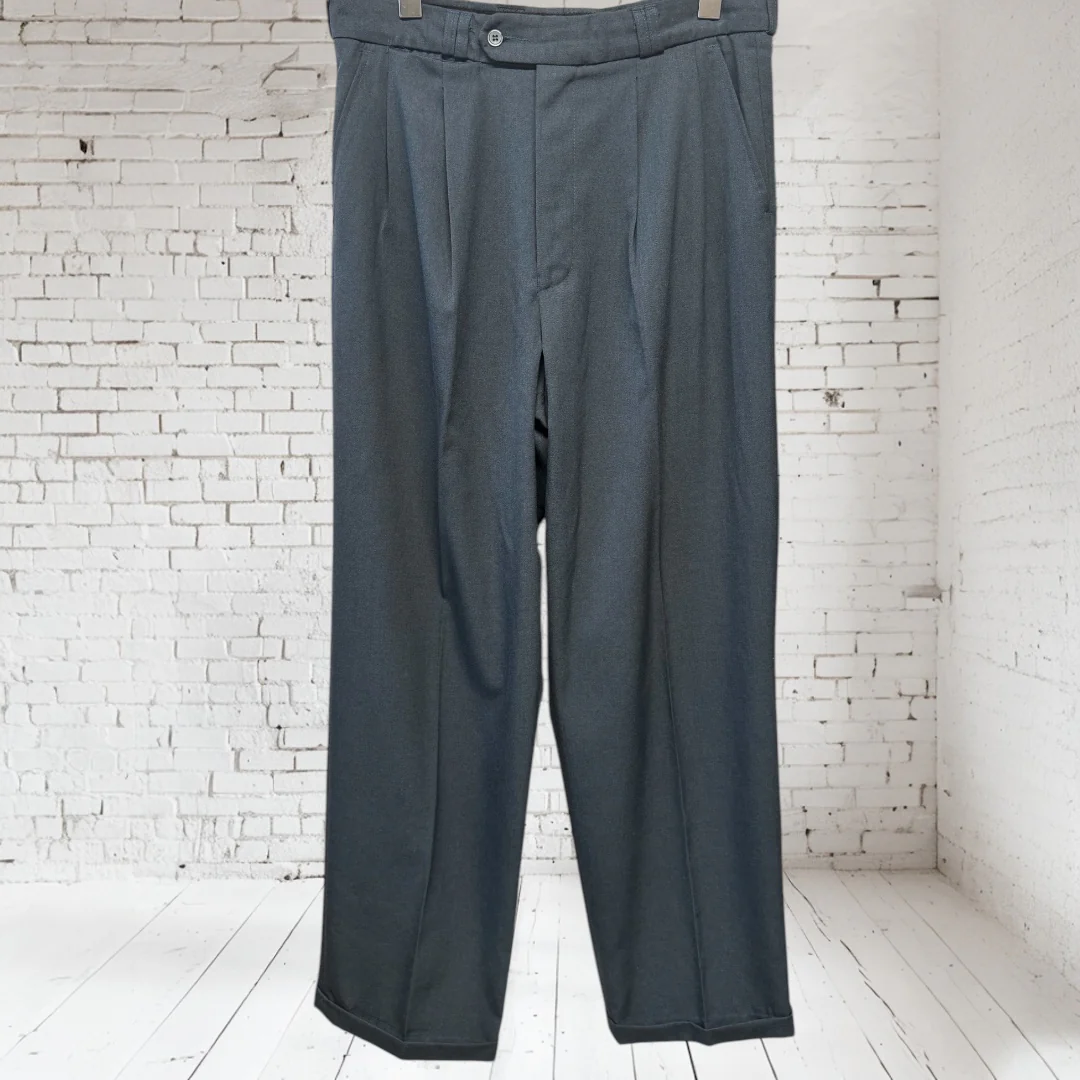 Mac 90’s Suit Medium - Image 4