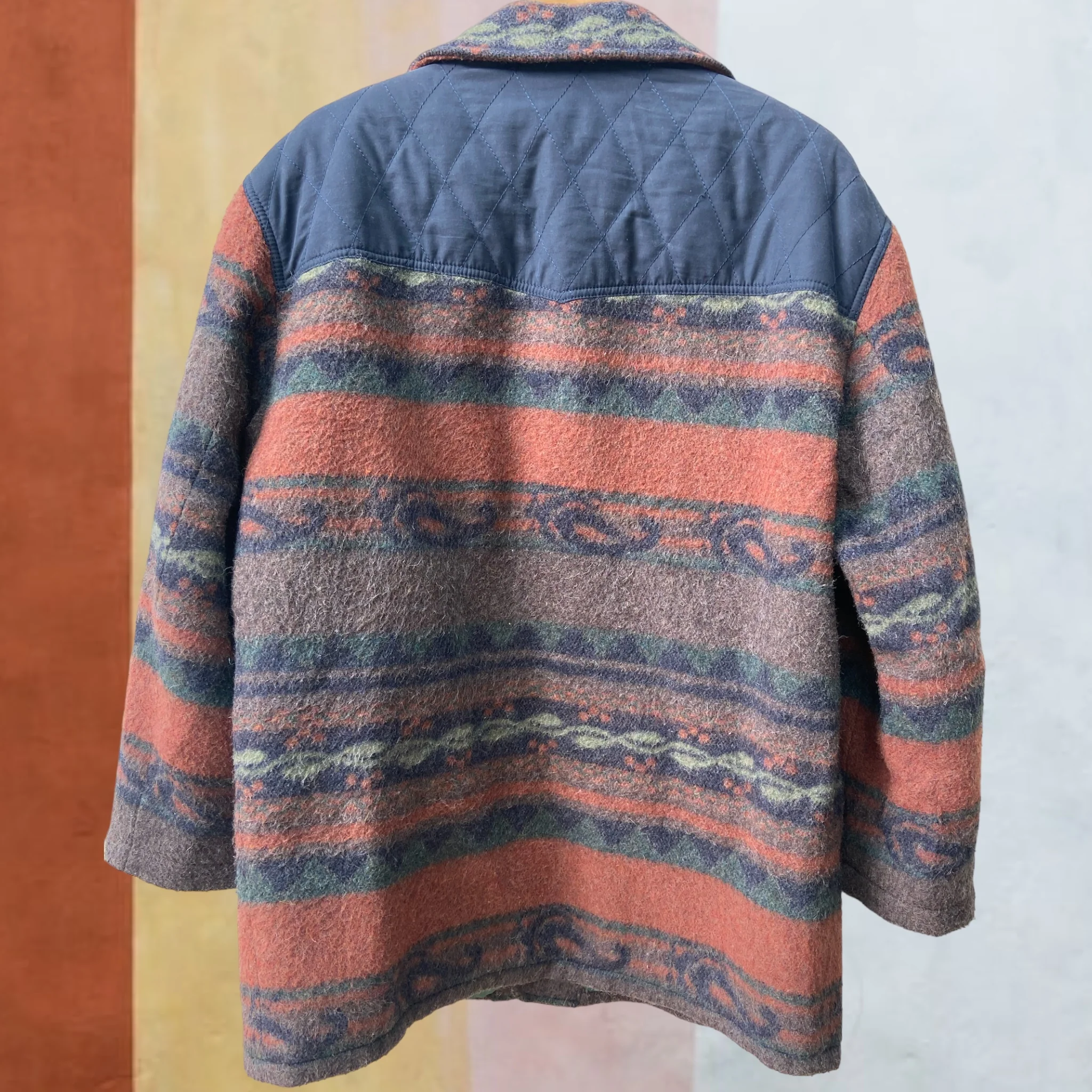 Red point Jacket Size Large - Image 3