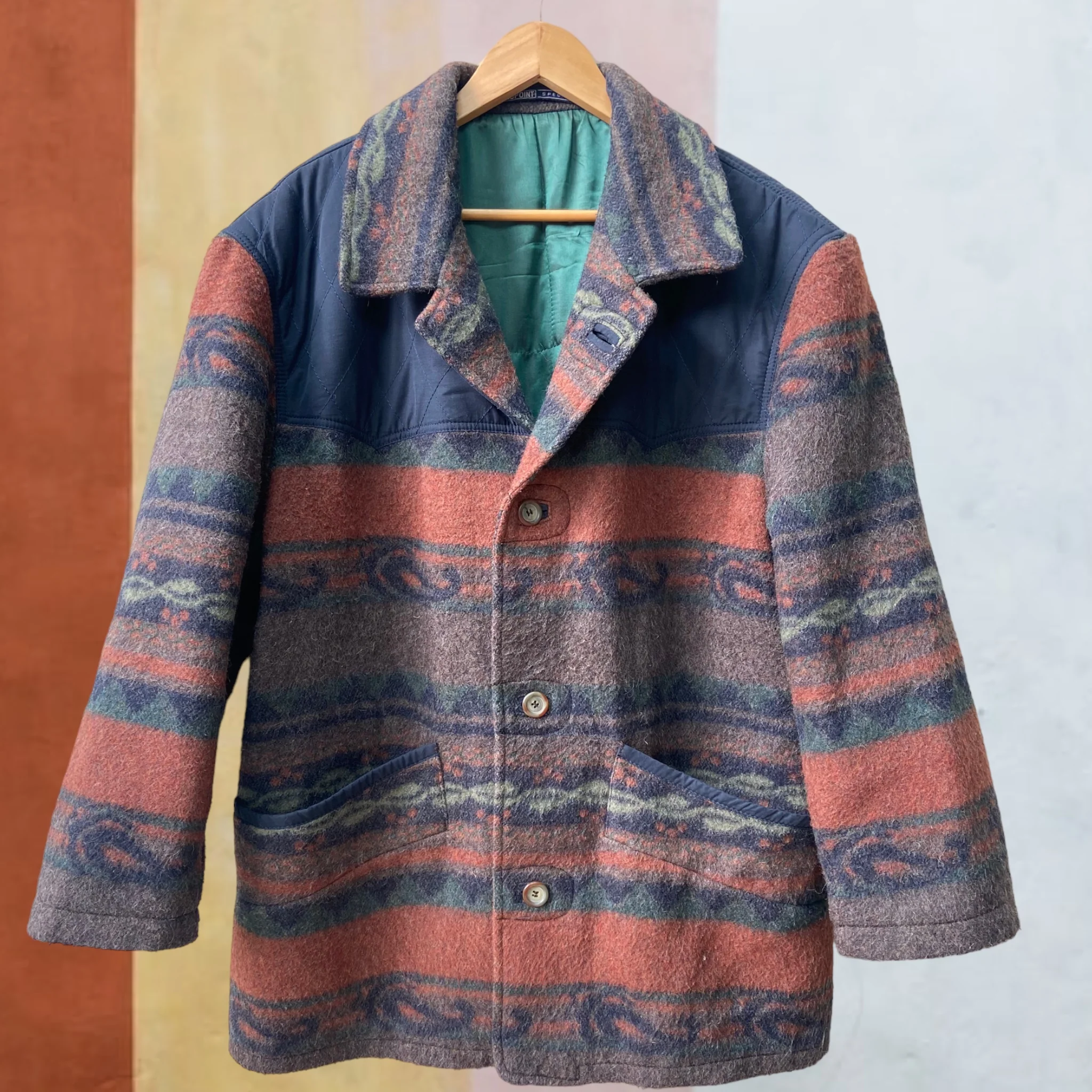 Red point Jacket Size Large - Image 6