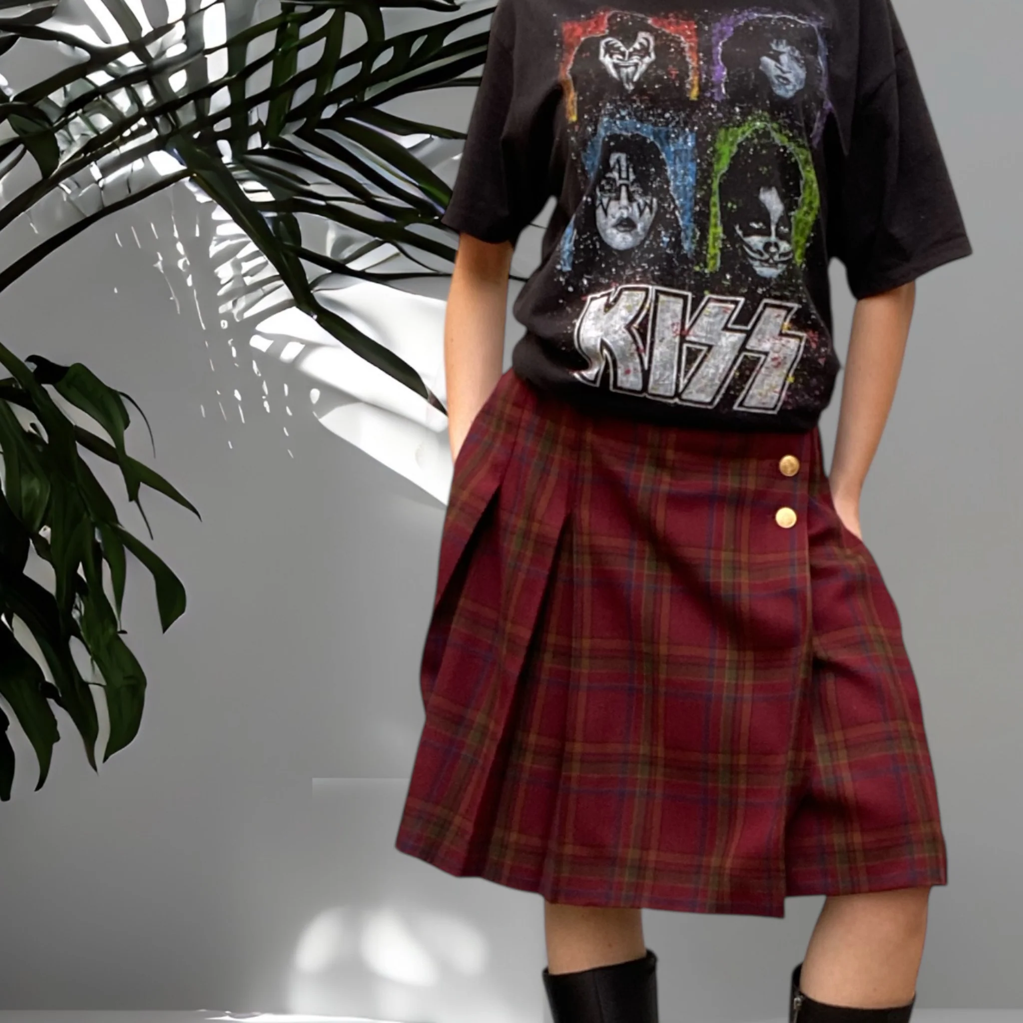 Andrea Tartan Wool Skirt Size 6 - 8 - Image 4