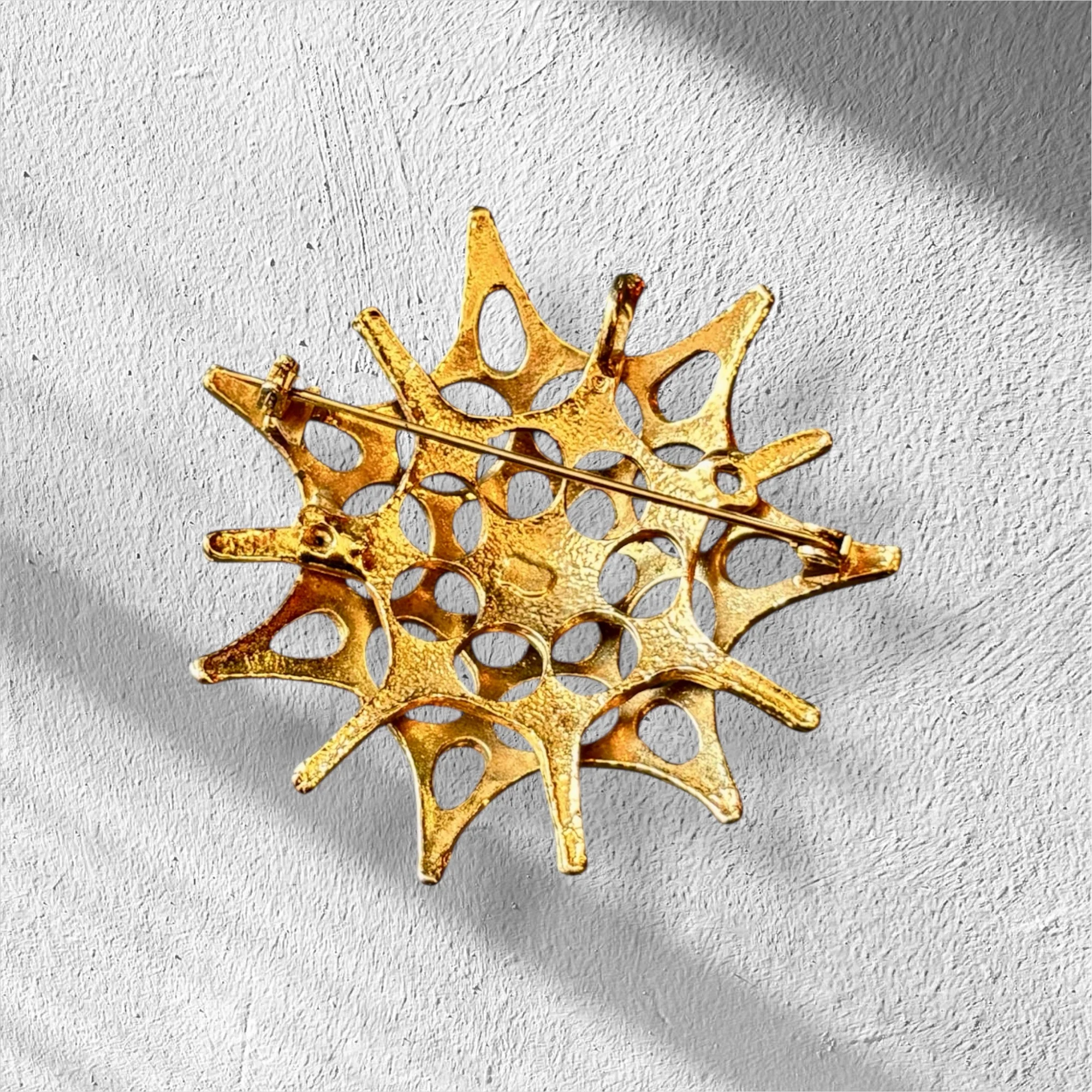 Luna Bloom Brooch - Image 3