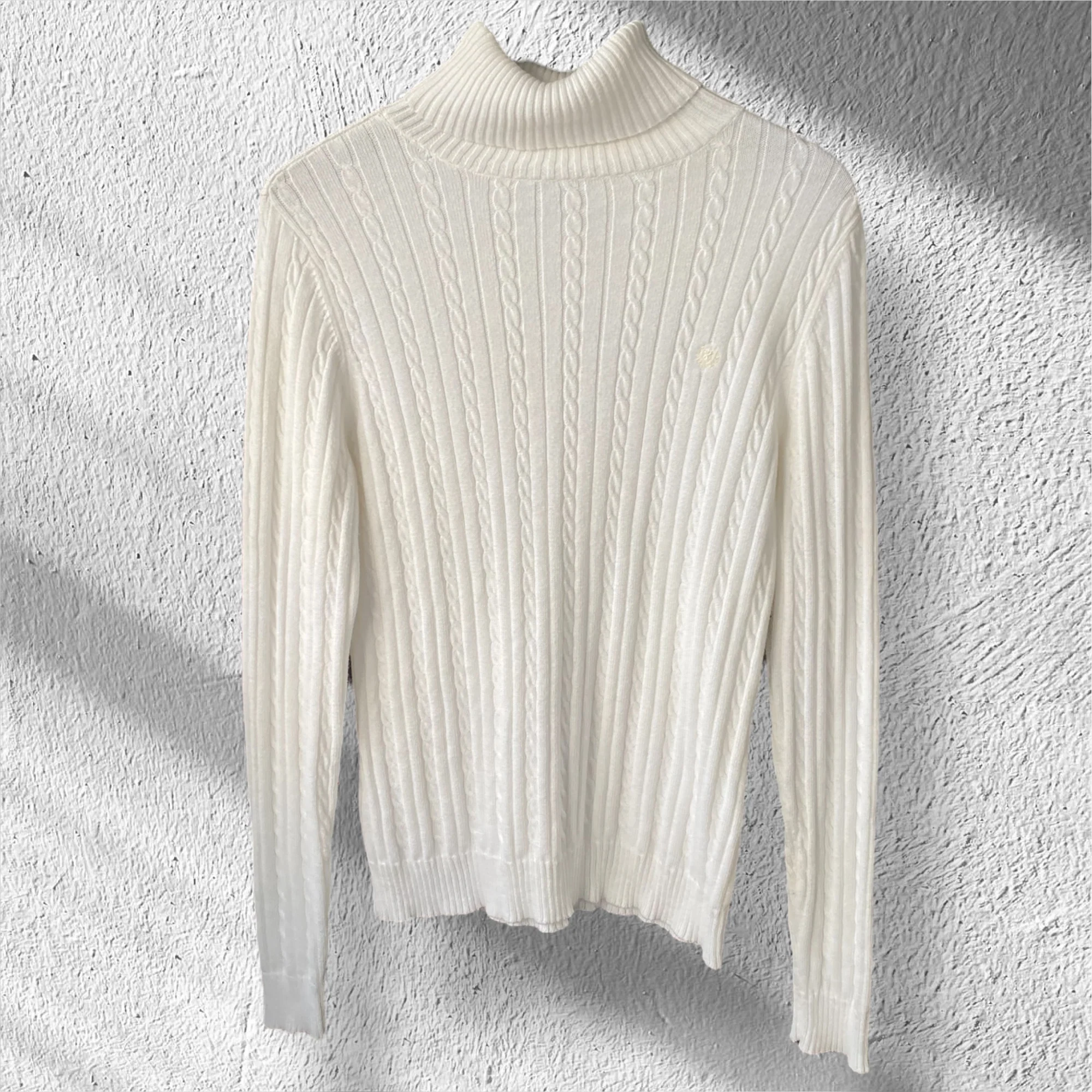 Blair Turtle Neck Size M - Image 5